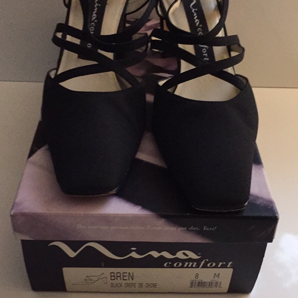 Sandals - Picture 2 of 6